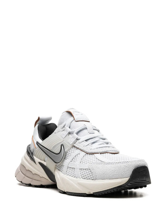 NIKE V2K Run "Pure Platinum